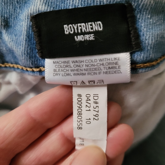 Jeans - Picture 3 of 4